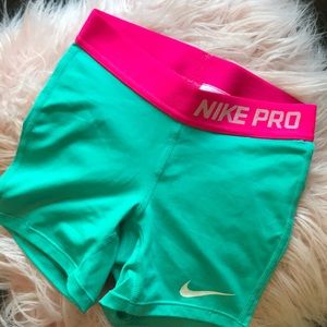 Nike Pro spandex